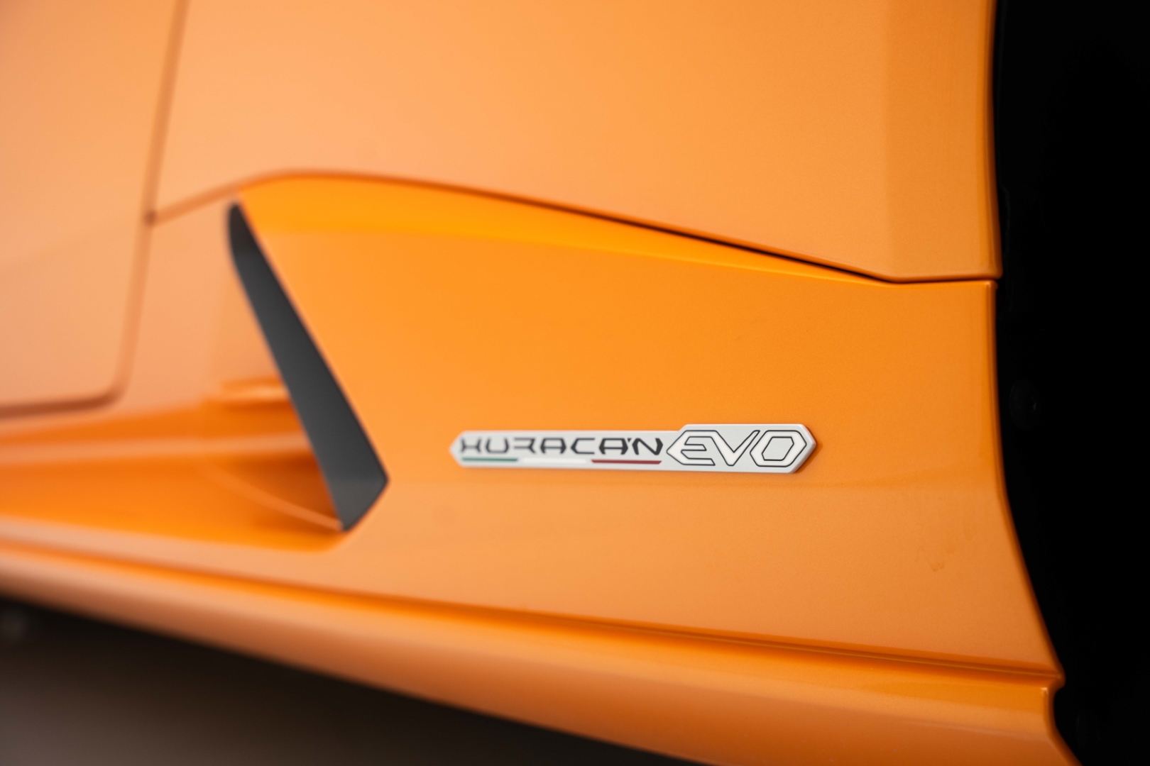 2024 LAMBORGHINI HURACÁN EVO SPYDER